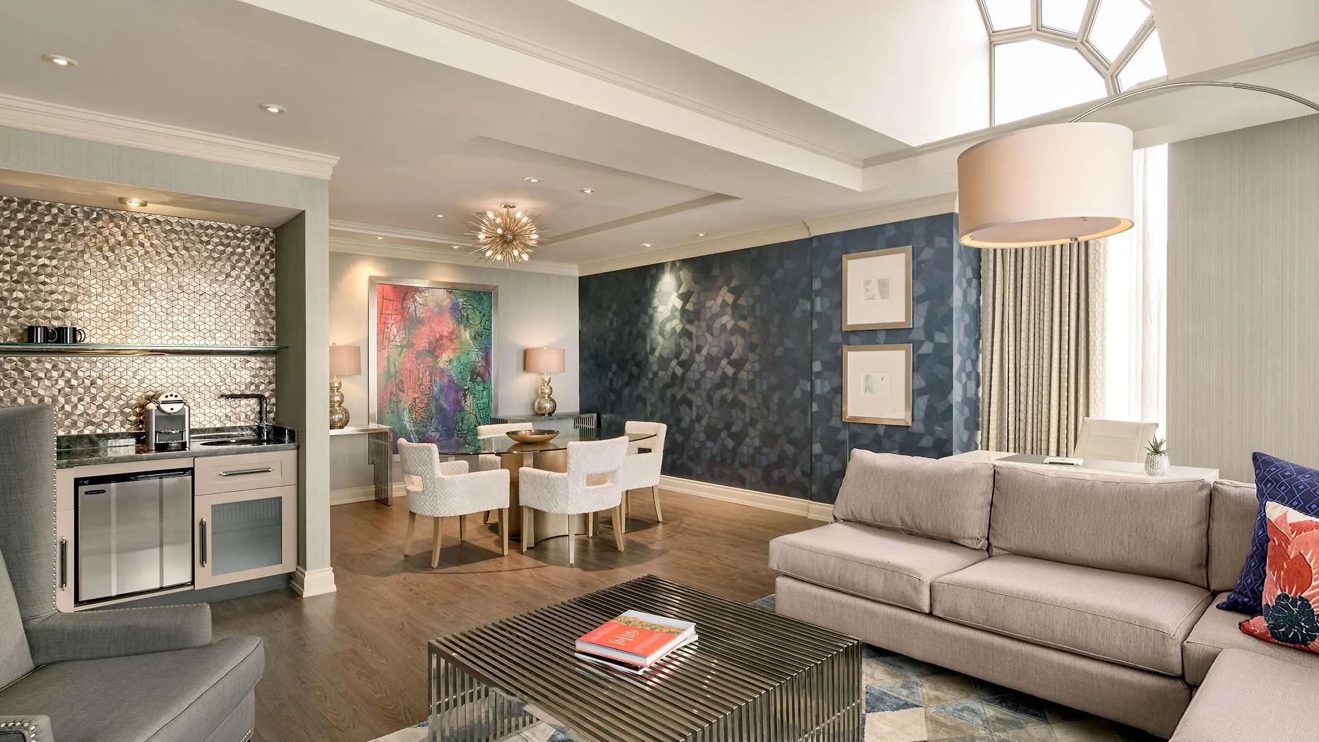 **** Hotel Georgian Court Hotel, Worldhotels Elite Vancouver Canada