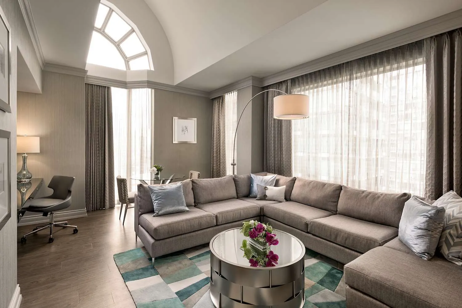 **** Hotel Georgian Court Hotel, Worldhotels Elite Vancouver Canada